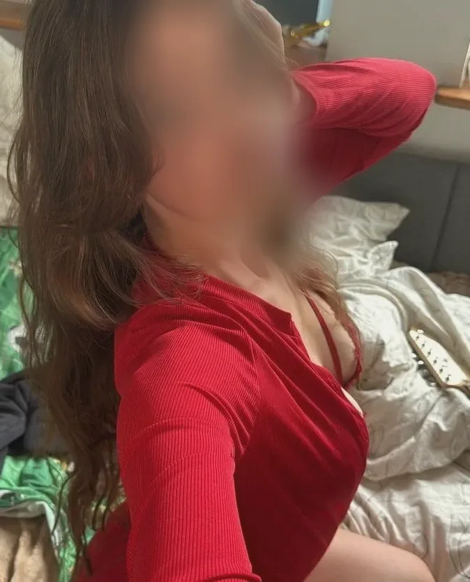 Emily, 20