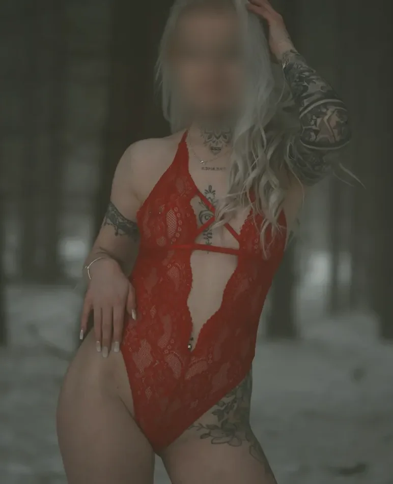 Linda, 26